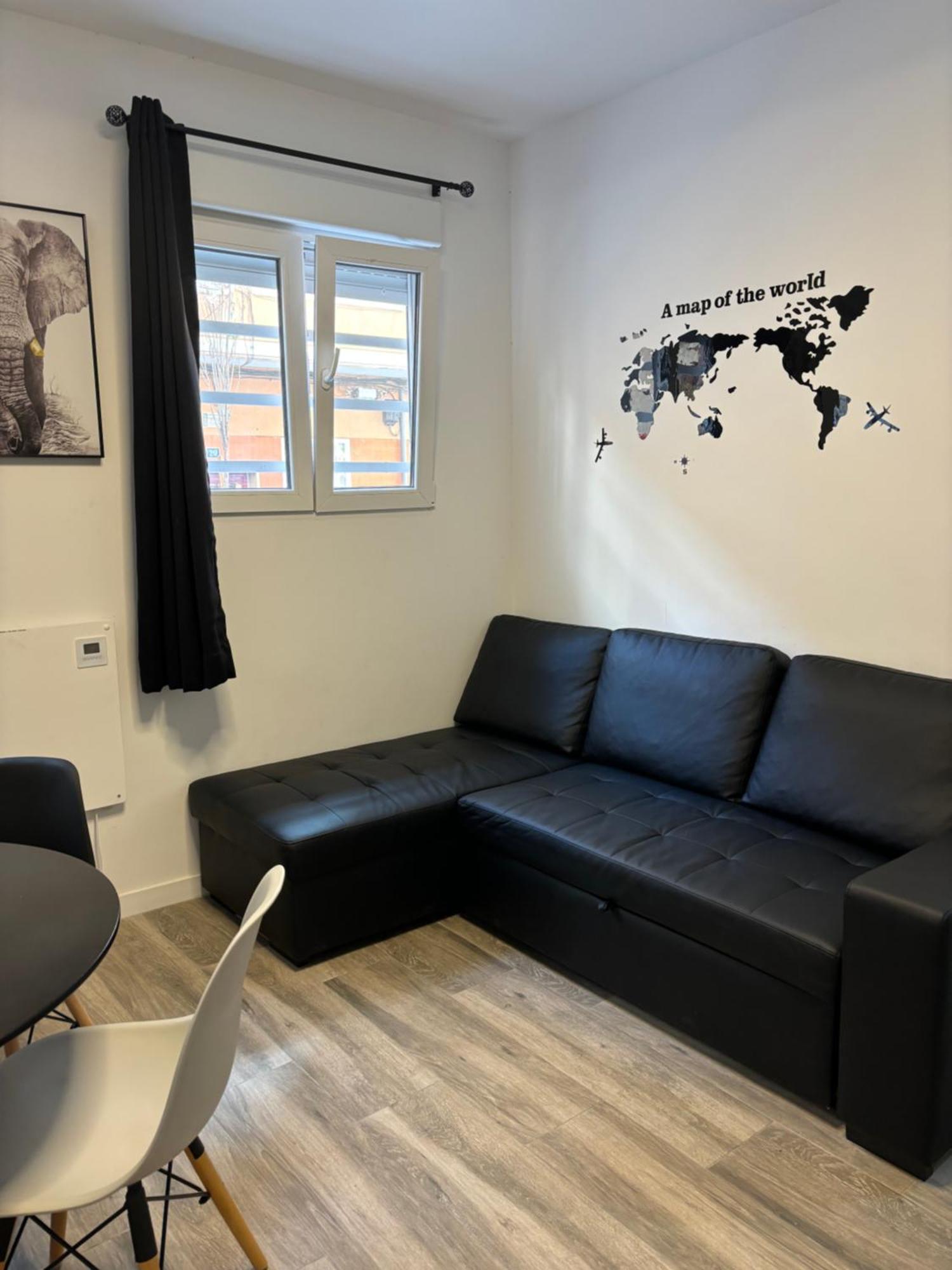 Apartamento Blanco Y Negro En El Centro Alicante Eksteriør bilde